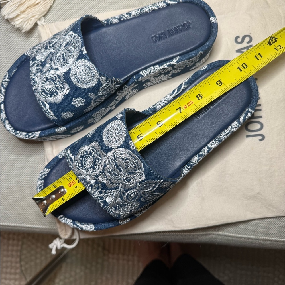 Johnny Was Bandana Print Embroidered Denim platform slides Size: 8 - Picture 4 of 4